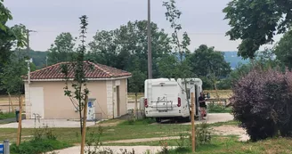 Aire de service camping-cars Sers Aire de service camping-cars Sers