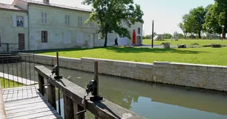 Moulin à Eau de Chez Bret Moulin à Eau de Chez Bret