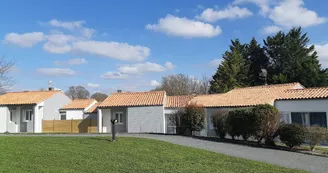 Le Hameau de Saintonge Le Hameau de Saintonge