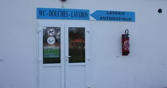 Aire de stationnement et de service camping-car - Le Moulin Aire de stationnement et de service camping-car - Le Moulin