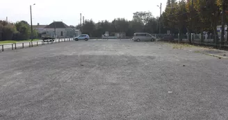 Aire de stationnement camping-car - Centre-ville de Bourcefranc Aire de stationnement camping-car - Centre-ville de Bourcefranc