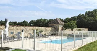 Les Grandes Chaumes - Le Fournil, Le Nid et Le Relais Les Grandes Chaumes - Le Fournil, Le Nid et Le Relais