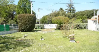 Meublé Les Bris - Lucette et Jean-Claude Montil Meublé Les Bris - Lucette et Jean-Claude Montil