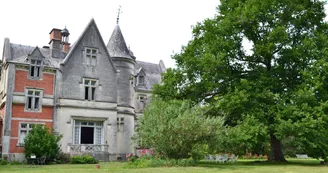 CHÂTEAU DE LA REDORTIÈRE CHÂTEAU DE LA REDORTIÈRE