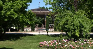 Jardin public de Saintes Jardin public de Saintes