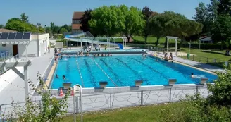 Piscine communautaire de plein air "La Doue" Piscine communautaire de plein air "La Doue"