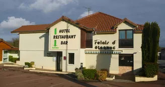 Hôtel-Restaurant le Relais d'Etagnac Hôtel-Restaurant le Relais d'Etagnac