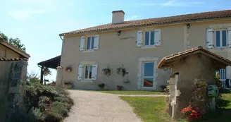 Gîte du Maine Roi - 15 pers Gîte du Maine Roi - 15 pers