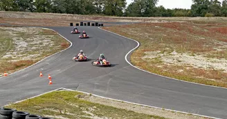 Circuit de Haute-Saintonge Jean-Pierre Beltoise Circuit de Haute-Saintonge Jean-Pierre Beltoise
