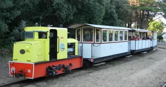 Le P'tit Train de Saint-Trojan Le P'tit Train de Saint-Trojan