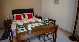 Westacott Tim - Les gîtes du vigneron - Chambre rose Westacott Tim - Les gîtes du vigneron - Chambre rose