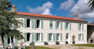 Chambres d'hôtes Domaine Les Grands Vents Chambres d'hôtes Domaine Les Grands Vents