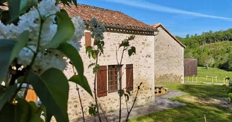Le Chambon - Gîte de groupe Fontaine Saint-Pierre Le Chambon - Gîte de groupe Fontaine Saint-Pierre