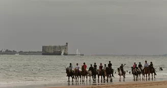 Les Cavaliers du Fort Boyard - Balades à cheval Les Cavaliers du Fort Boyard - Balades à cheval