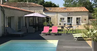 Chambre d'hôtes 14 personnes - la Fompatoise Chambre d'hôtes 14 personnes - la Fompatoise