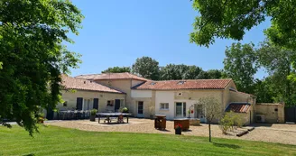 Chambre d'hôtes 14 personnes - la Fompatoise Chambre d'hôtes 14 personnes - la Fompatoise