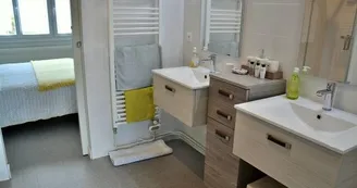 Chambre d'hôtes 8 personnes - Les 3 Tilleuls Chambre d'hôtes 8 personnes - Les 3 Tilleuls
