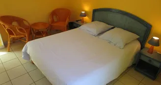 Chambre d'hôtes 14 personnes - Chantal et Thomas Koenitzer Chambre d'hôtes 14 personnes - Chantal et Thomas Koenitzer