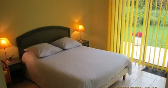 Chambre d'hôtes 14 personnes - Chantal et Thomas Koenitzer Chambre d'hôtes 14 personnes - Chantal et Thomas Koenitzer