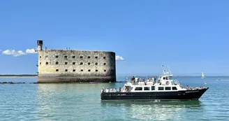 Tour de Fort Boyard - Croisières Navipromer Tour de Fort Boyard - Croisières Navipromer