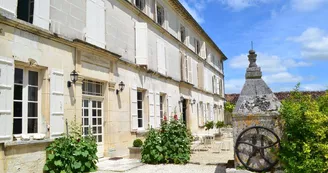 Chambres d'hôtes Domaine des Collinauds Chambres d'hôtes Domaine des Collinauds