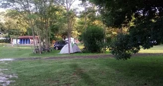 Aire naturelle Au Jardin près de l'Océan Aire naturelle Au Jardin près de l'Océan