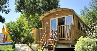Camping Domaine des Coquelicots Camping Domaine des Coquelicots