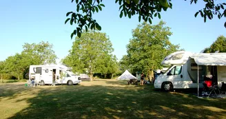 Camping La Forêt de Tessé Camping La Forêt de Tessé