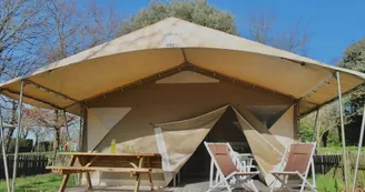 Camping Le Dauphin Camping Le Dauphin