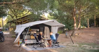 Camping Huttopia - Oléron Les Pins Camping Huttopia - Oléron Les Pins