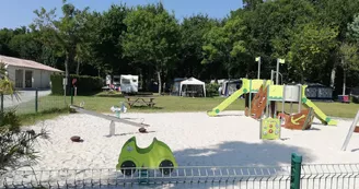 Camping L'Orée des Bois Camping L'Orée des Bois