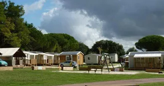 Camping Les Chênes Verts Camping Les Chênes Verts