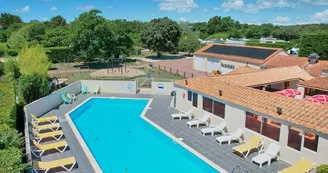 Camping Les Flots 4 Camping Les Flots 4