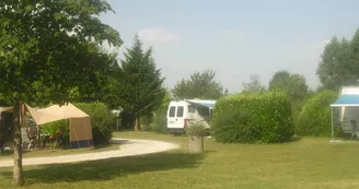 Camping Municipal Les Bords de Seugne Camping Municipal Les Bords de Seugne