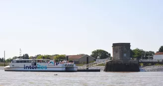 Compagnie Interîles : Rochefort - Île d’Aix avec tour de Fort Boyard Compagnie Interîles : Rochefort - Île d’Aix avec tour de Fort Boyard