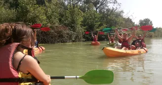 Balade verte en canoë dans le marais Rochefortais Balade verte en canoë dans le marais Rochefortais