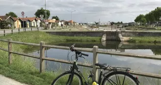 Location de vélos L'Éguille Location de vélos L'Éguille
