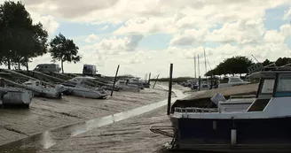 Port de Saint-Seurin-d'Uzet