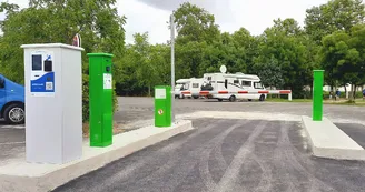 Aire Municipale de Stationnement Le Pré des Écluses Aire Municipale de Stationnement Le Pré des Écluses