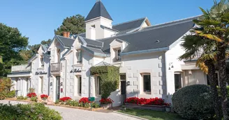 The Originals Hôtel Résidence de Rohan The Originals Hôtel Résidence de Rohan