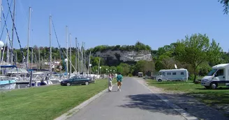 Aire Municipale de Stationnement du Port Aire Municipale de Stationnement du Port