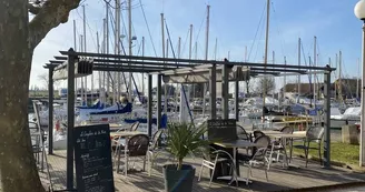 Le Comptoir de la Rive Le Comptoir de la Rive