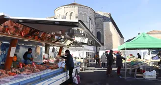 Marché hebdomadaire de Barbezieux-Saint-Hilaire