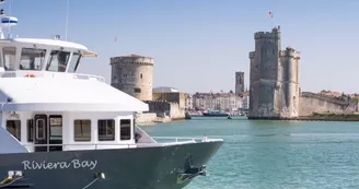 Escale île d'Aix avec tour de Fort Boyard - Compagnie Interîles Escale île d'Aix avec tour de Fort Boyard - Compagnie Interîles