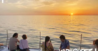 Sortie à l'heure du coucher de soleil en catamaran à voile - Kapalouest Sortie à l'heure du coucher de soleil en catamaran à voile - Kapalouest