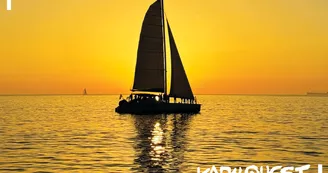 Sortie à l'heure du coucher de soleil en catamaran à voile - Kapalouest Sortie à l'heure du coucher de soleil en catamaran à voile - Kapalouest