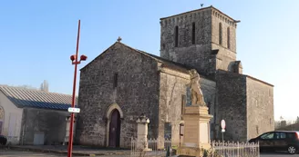 Église Saint-Pierre de Lussant Église Saint-Pierre de Lussant