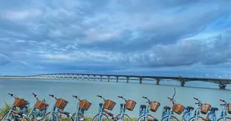 Beach Bikes - Le Belvédère/Pont de l'île de Ré Beach Bikes - Le Belvédère/Pont de l'île de Ré