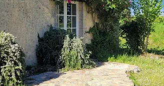 Le domaine de la Vaure Le domaine de la Vaure