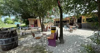 Guinguette "Port du Lys"